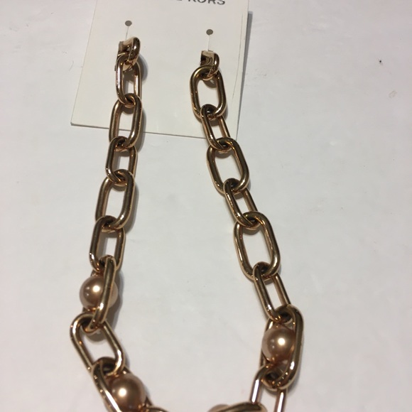 MICHAEL KORS Women Pink Pearl Link Gold Necklace - Picture 8 of 8
